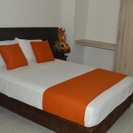 Massay Hotel Neiva  Bagian luar foto